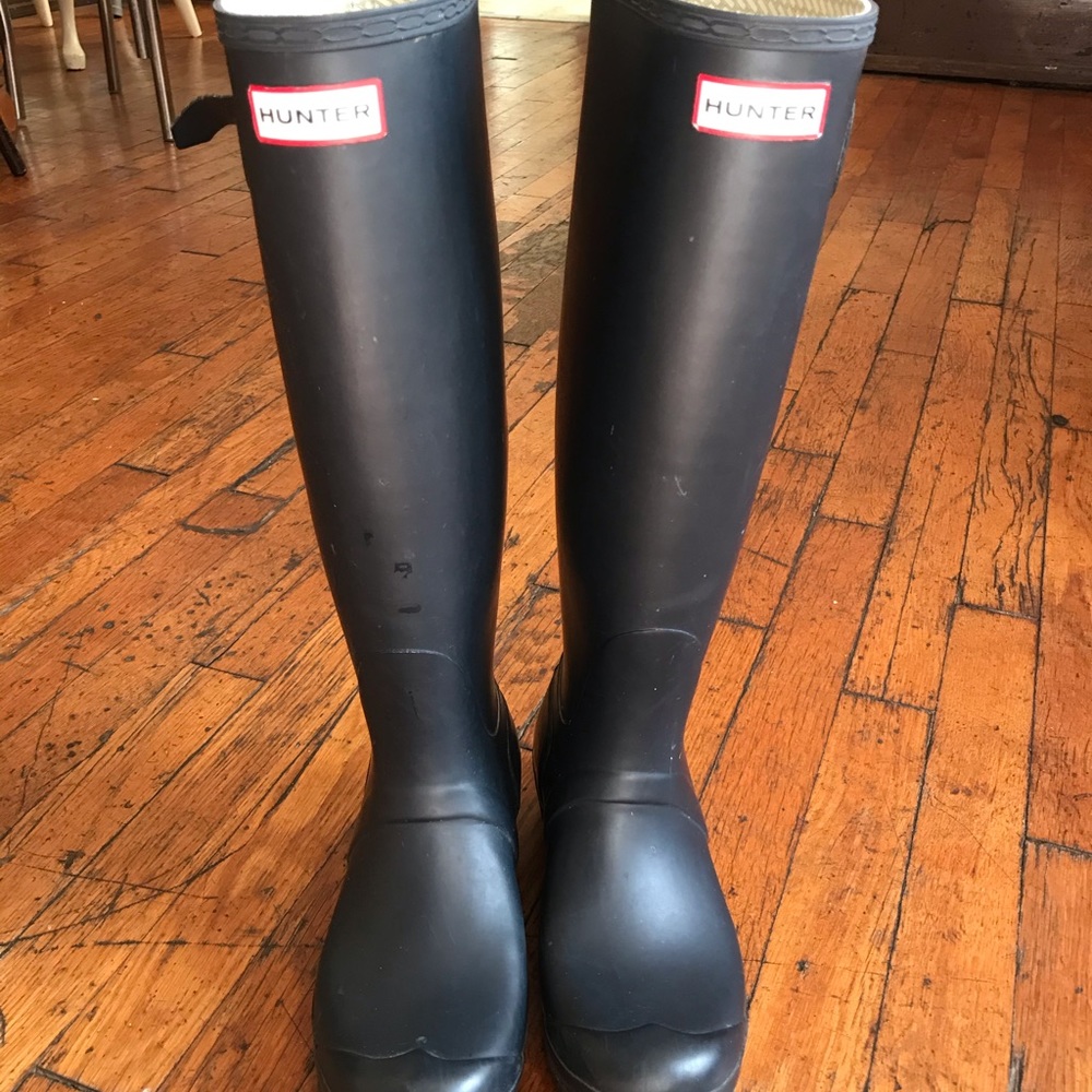 Matte Navy Hunter Boots